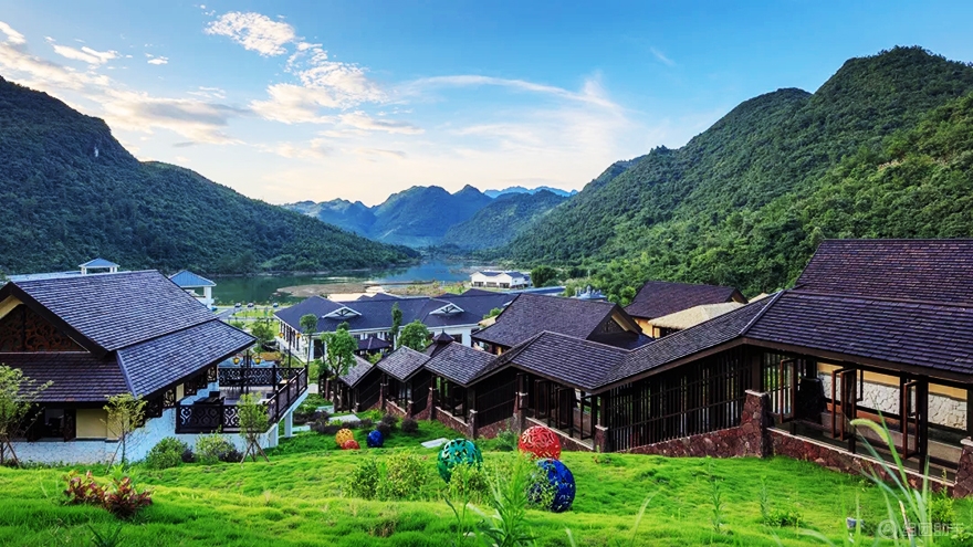 乳源蓝山源岭南东方温泉酒店